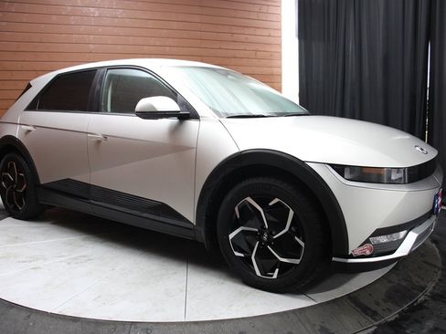 Used 2023 Hyundai Ioniq 5 SEL image 18