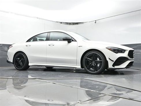 New 2025 Mercedes-Benz CLA 35 AMG 4MATIC image 30