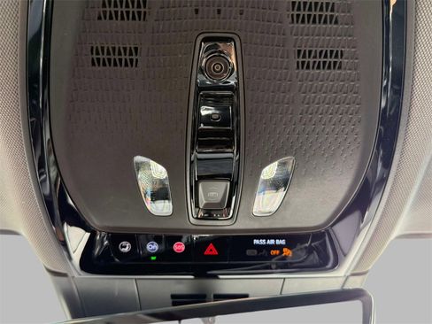 Used 2025 Cadillac Optiq Luxury 1 image 26