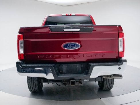 Used 2018 Ford F250 XLT w/ XLT Premium Package image 9