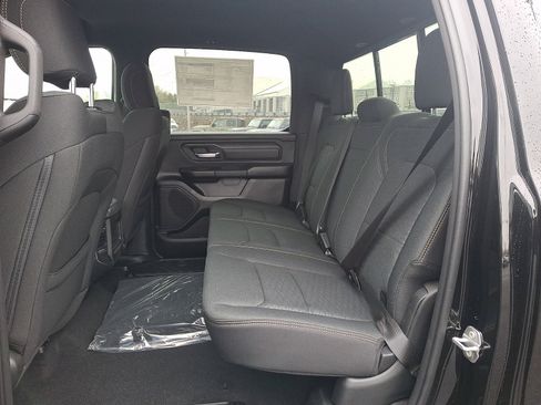 New 2026 RAM 1500 Express image 7