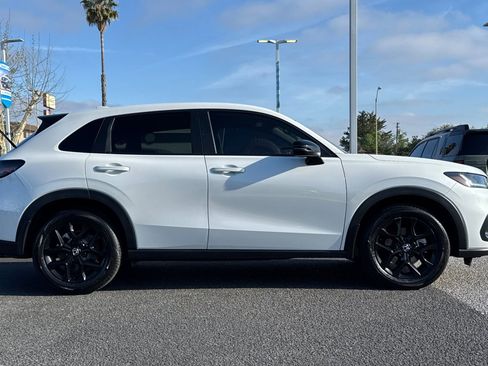 Certified 2023 Honda HR-V Sport image 7