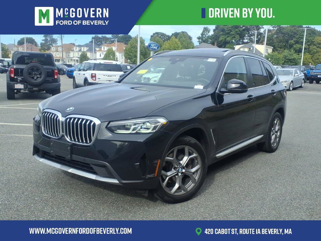 Used 2024 BMW X3 xDrive30i w/ Premium Package AWD/4WD image 1