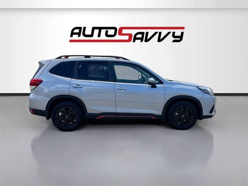 Used 2023 Subaru Forester Sport image 8
