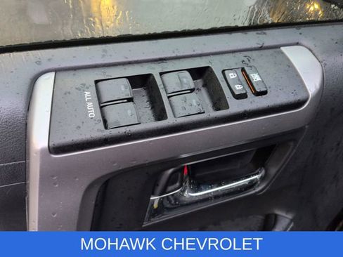 Used 2022 Toyota 4Runner SR5 AWD/4WD image 24