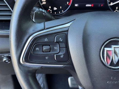 Used 2023 Buick Envision Preferred image 10