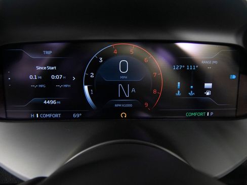 Used 2024 McLaren 750S Spider RWD image 18