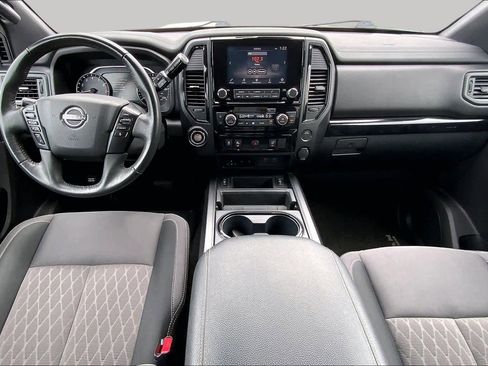 Used 2024 Nissan Titan SV RWD image 15