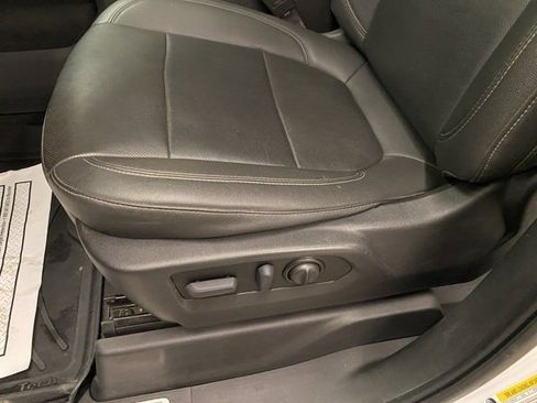 Used 2021 Chevrolet Silverado 1500 LTZ w/ Z71 Off-Road Package image 15