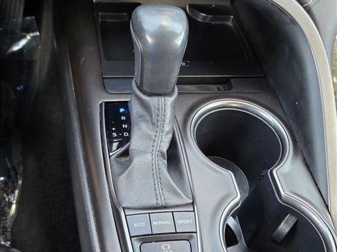 Used 2024 Toyota Camry XSE FWD image 13
