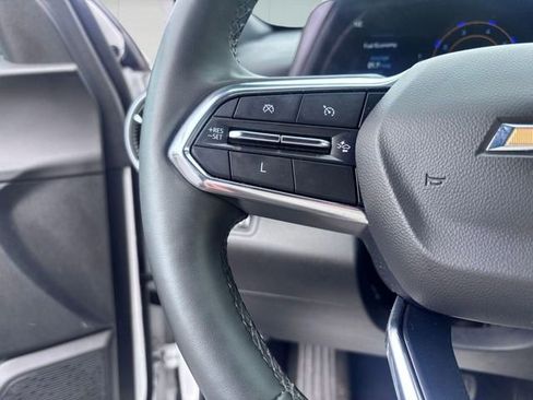 Used 2025 Chevrolet Equinox LT FWD image 17
