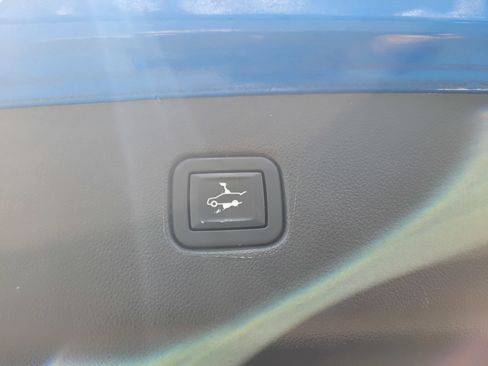Used 2020 Chevrolet Blazer RS FWD image 8