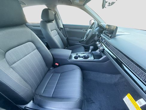 Certified 2026 Honda Civic LX image 22
