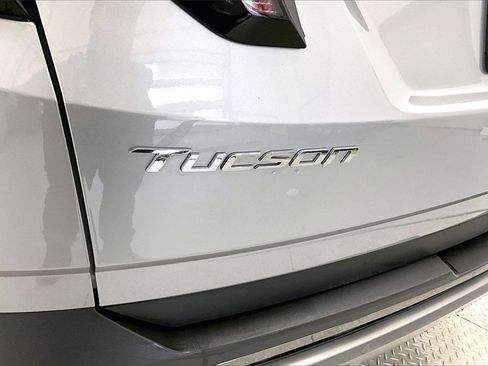 Certified 2023 Hyundai Tucson Limited w/ Cargo Package image 32