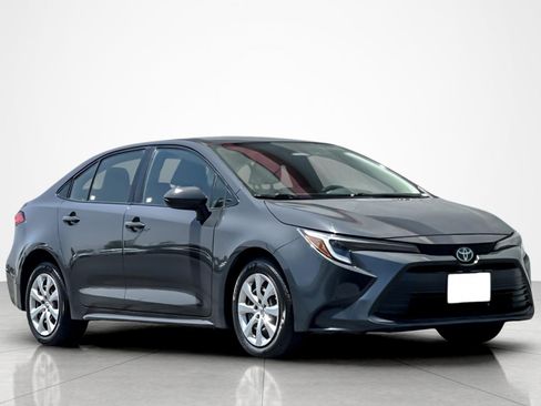 Used 2023 Toyota Corolla LE FWD image 7