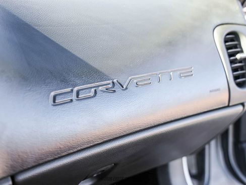 Used 2010 Chevrolet Corvette Coupe w/ 1LT image 43