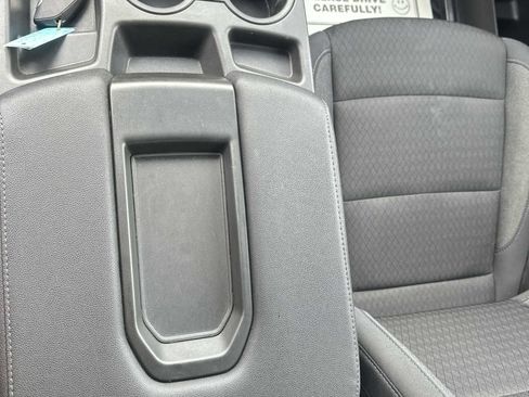 Used 2023 Chevrolet Silverado 1500 LT image 33