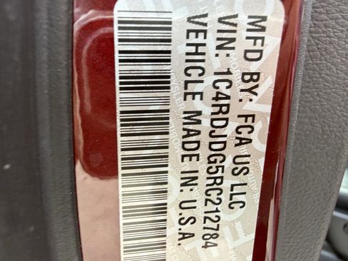 Used 2024 Dodge Durango GT AWD/4WD image 35