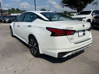 Used 2022 Nissan Altima 2.5 SL FWD video 2