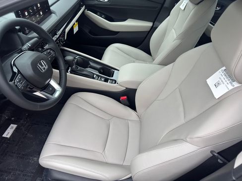 New 2026 Honda Accord Touring image 8