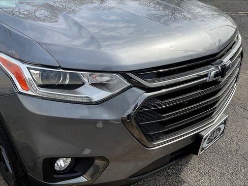 Used 2019 Chevrolet Traverse RS FWD image 31
