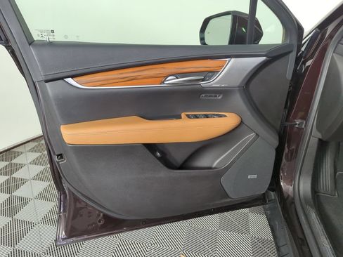 Used 2021 Cadillac XT5 Premium Luxury FWD image 17