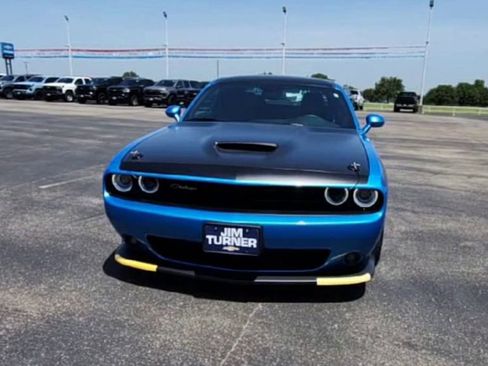 Used 2023 Dodge Challenger R/T Scat Pack w/ T/A Package image 3