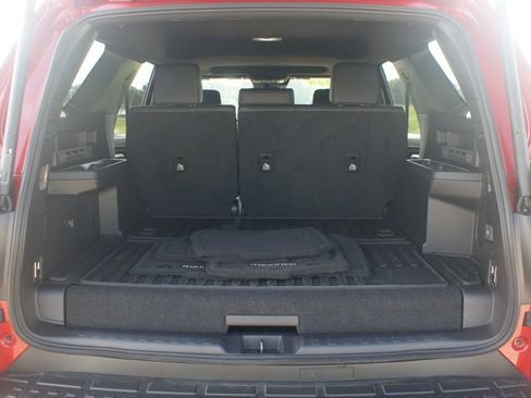 Used 2025 Toyota 4Runner TRD Off-Road Premium AWD/4WD image 17