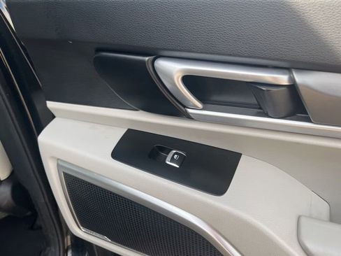 Used 2020 Kia Telluride S image 29