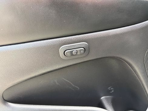 Used 2017 Jeep Grand Cherokee Limited w/ Luxury Group II AWD/4WD image 12