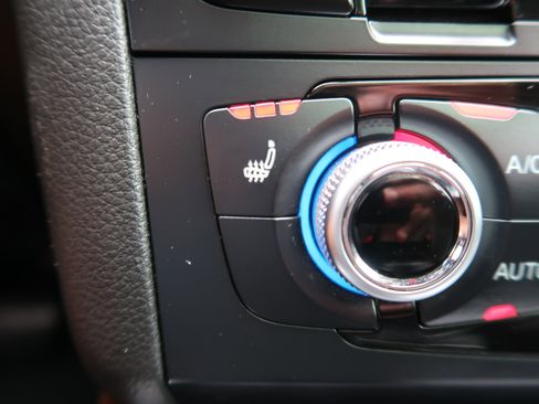 Used 2017 Audi Q5 2.0T Premium image 17