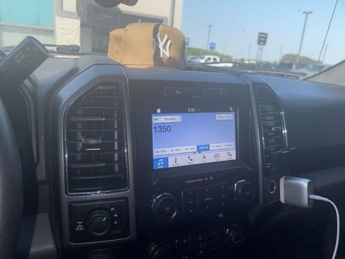 Used 2019 Ford F150 XLT w/ Equipment Group 302A Luxury AWD/4WD image 12