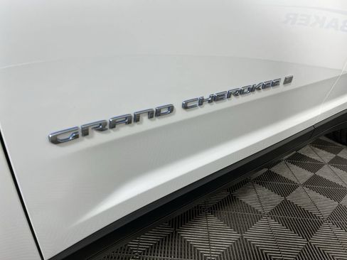 Used 2022 Jeep Grand Cherokee Limited 4xe AWD/4WD image 34