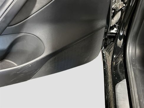 Used 2020 Tesla Model 3 image 19