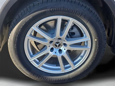 New 2026 Mercedes-Benz GLC 300 image 8