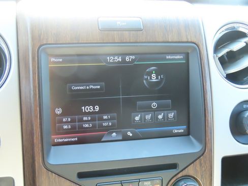 Used 2014 Ford F150 Lariat w/ Equipment Group 501A Mid image 30