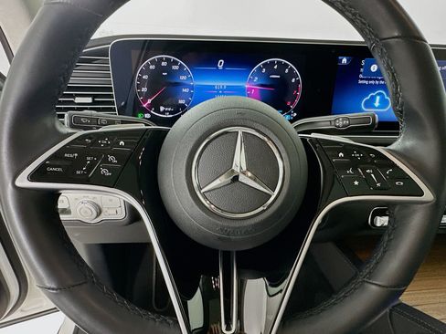 Certified 2025 Mercedes-Benz GLE 350 GLE 350 image 12