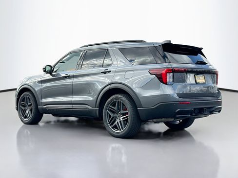 Used 2025 Ford Explorer ST-Line w/ Premium Package image 15