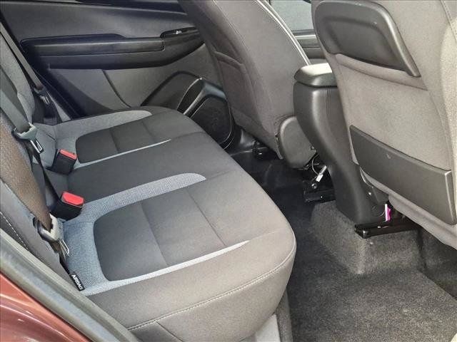 Used 2023 Chevrolet TrailBlazer LT FWD image 25