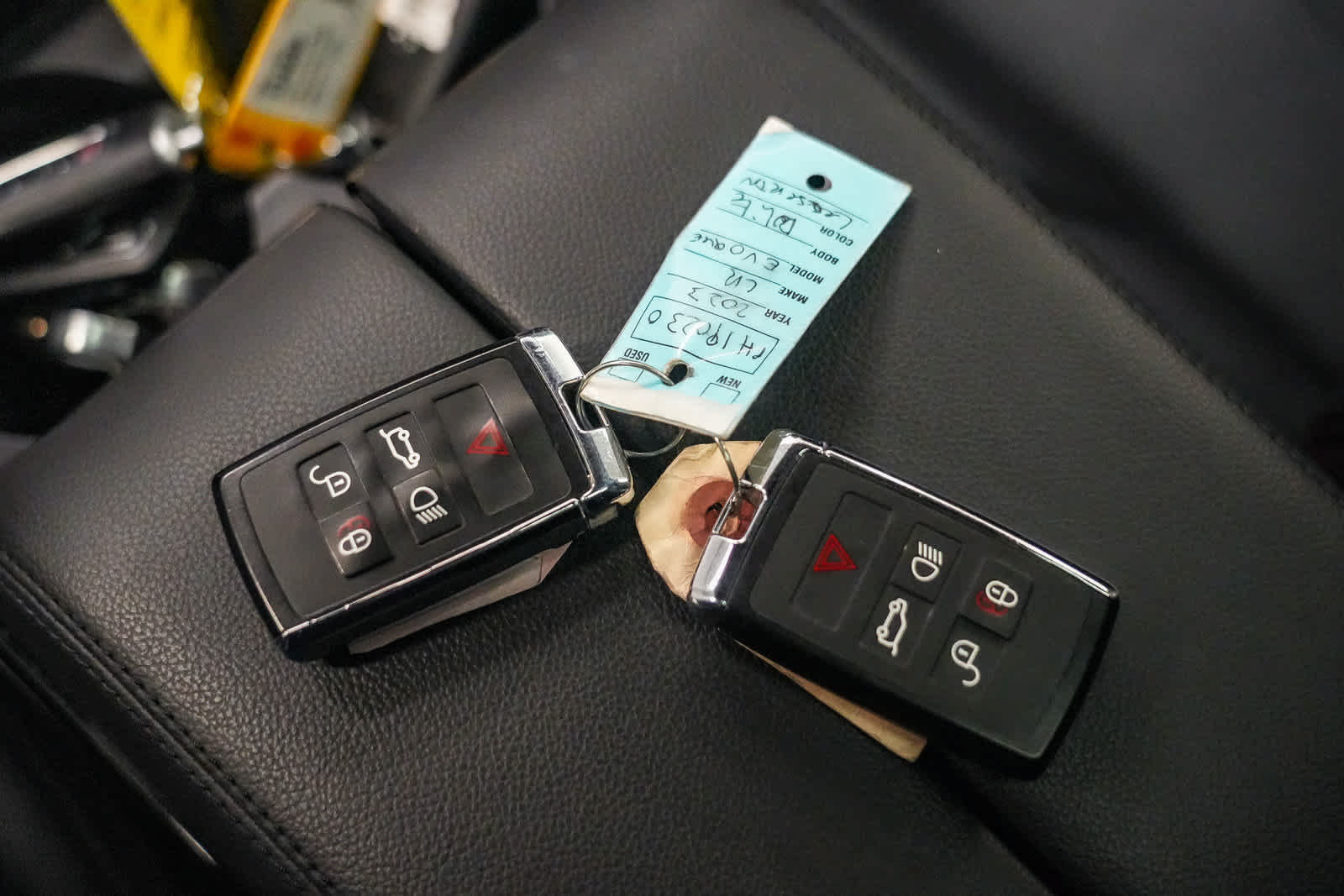 Used 2023 Land Rover Range Rover Evoque R-Dynamic S AWD/4WD image 21