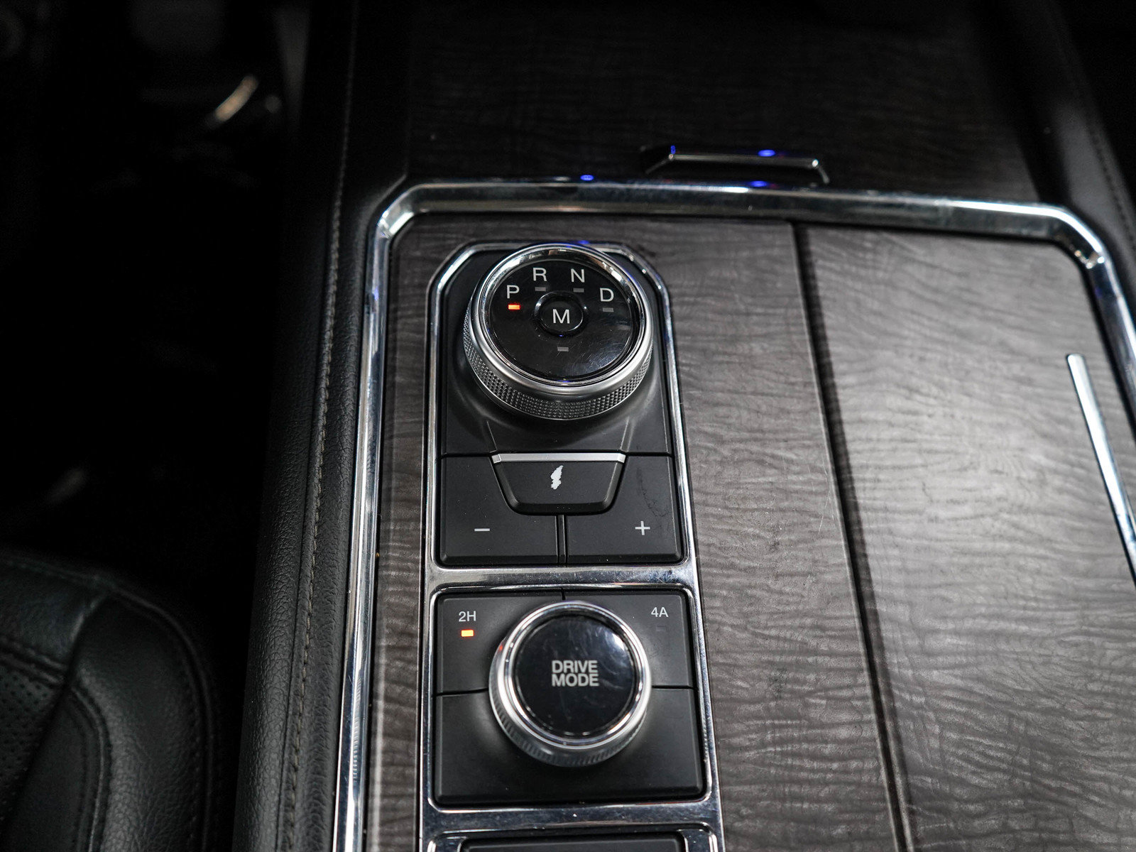 Used 2019 Ford Expedition Limited AWD/4WD image 25