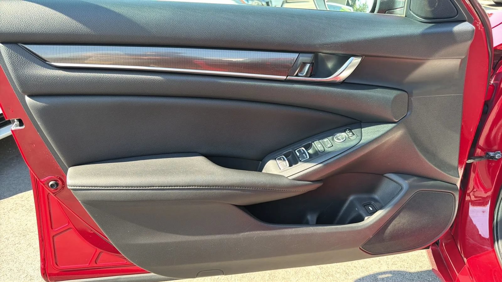 Used 2020 Honda Accord Sport image 12
