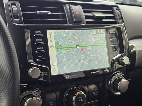 Used 2021 Toyota 4Runner TRD Off-Road image 26