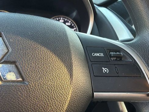 Used 2020 Mitsubishi Eclipse Cross ES FWD image 14