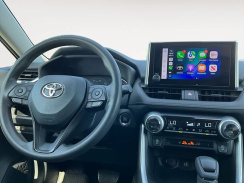 Used 2023 Toyota RAV4 XLE w/ Convenience Package FWD image 10