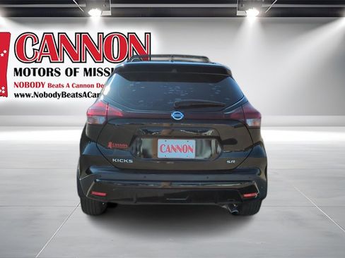 Used 2021 Nissan Kicks SR w/ Interior Electronics Package image 6