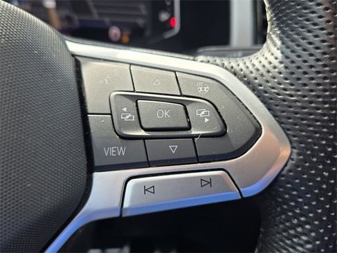 Used 2023 Volkswagen Atlas SEL Premium image 25