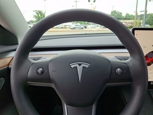 Used 2023 Tesla Model 3 Standard Range RWD image 21
