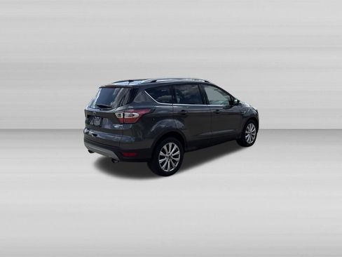 Used 2017 Ford Escape Titanium AWD/4WD image 5