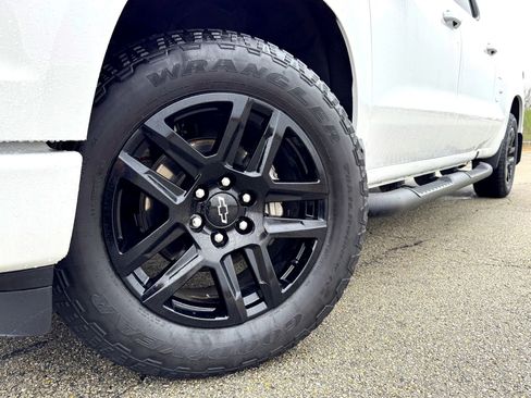 Used 2023 Chevrolet Silverado 1500 RST w/ RST All Star Premium Package image 2